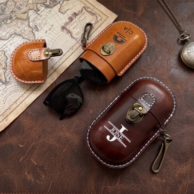 Custom Monogram Vintage Leather Capsule Shape Glasses Case with Horseshoe Clasp & Hook, Sunglasses Holder, Birthday/Father’s Day Gift for Dad/Husband