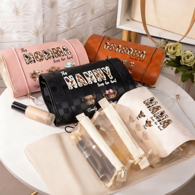 Custom Names Grandma Highland Cow Loves Her Herd Foldable 4-in-1 Makeup Bag, Hanging Roll up Toiletry Bag, Birthday/Mother's Day Gift for Mom/Grandma