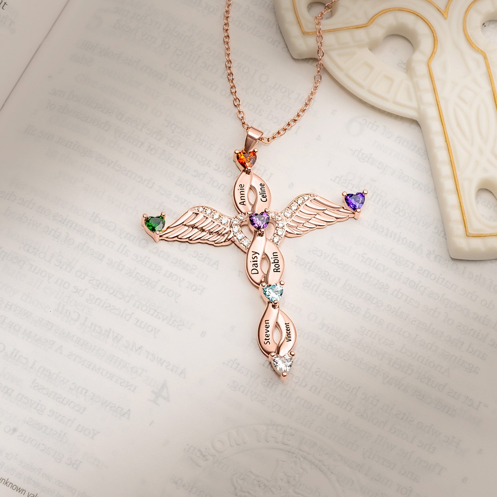 Collier avec pierre de naissance