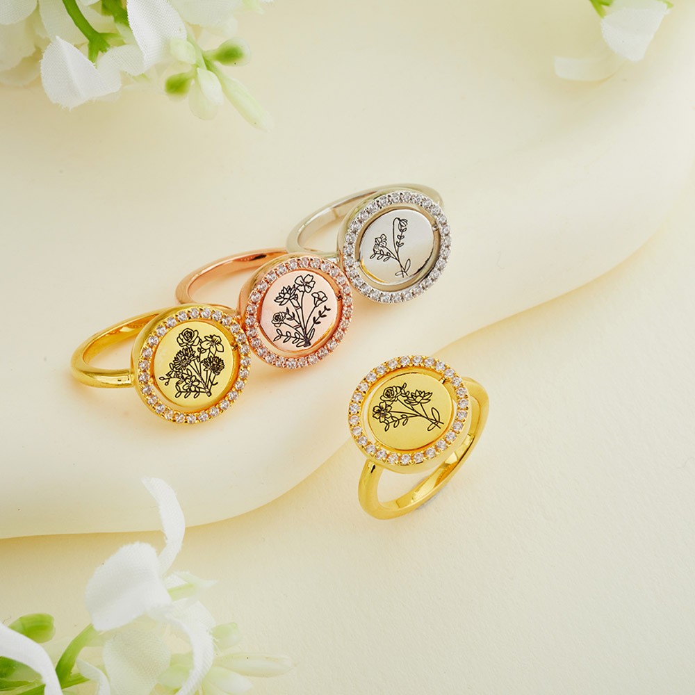 Personalized Birth Flower Ring, Custom Combined Floral Ring, Small Disc Ring, Family Jewelry, Birthday/Christmas Gifts, Gift for Mom/Grandmom/Her