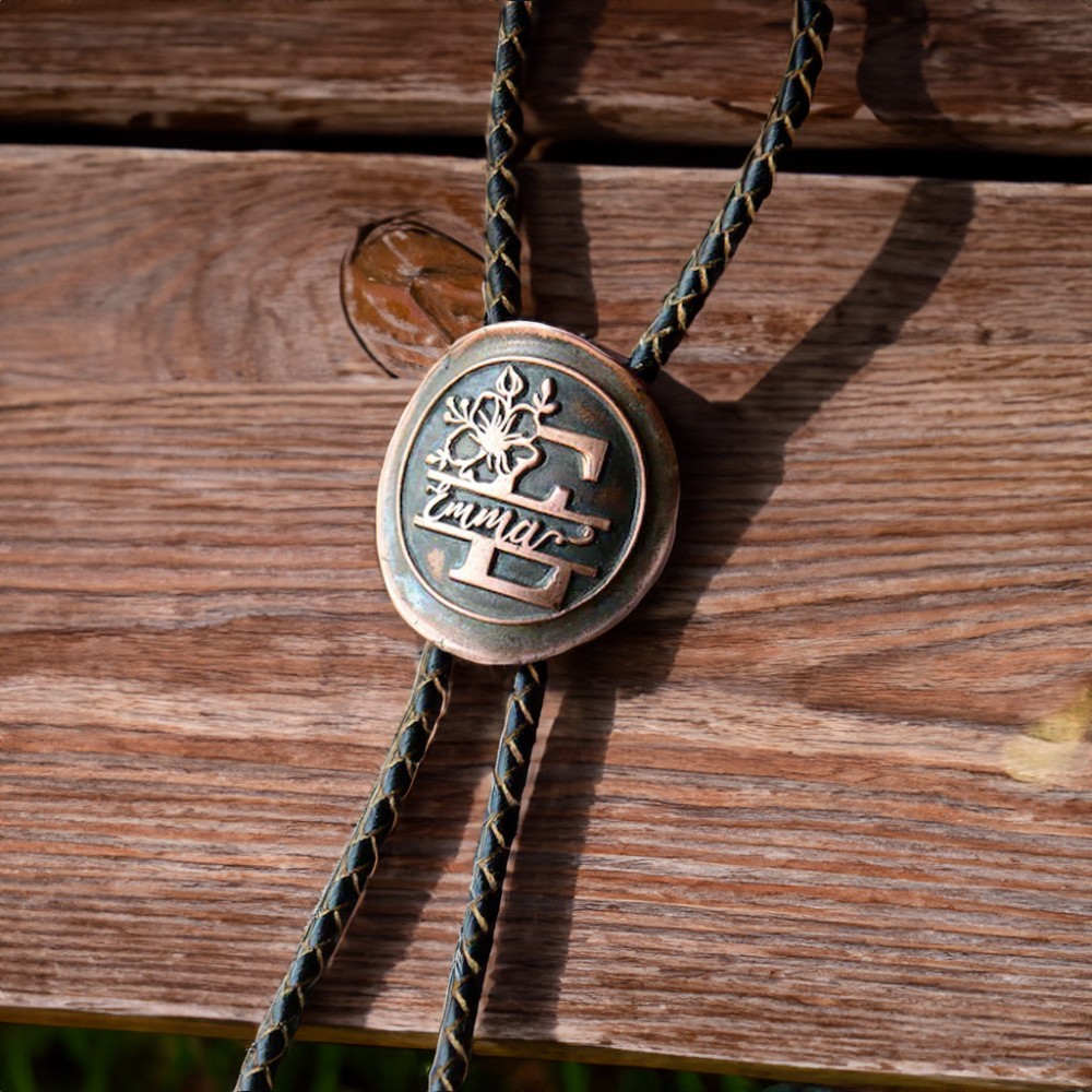 bolo tie