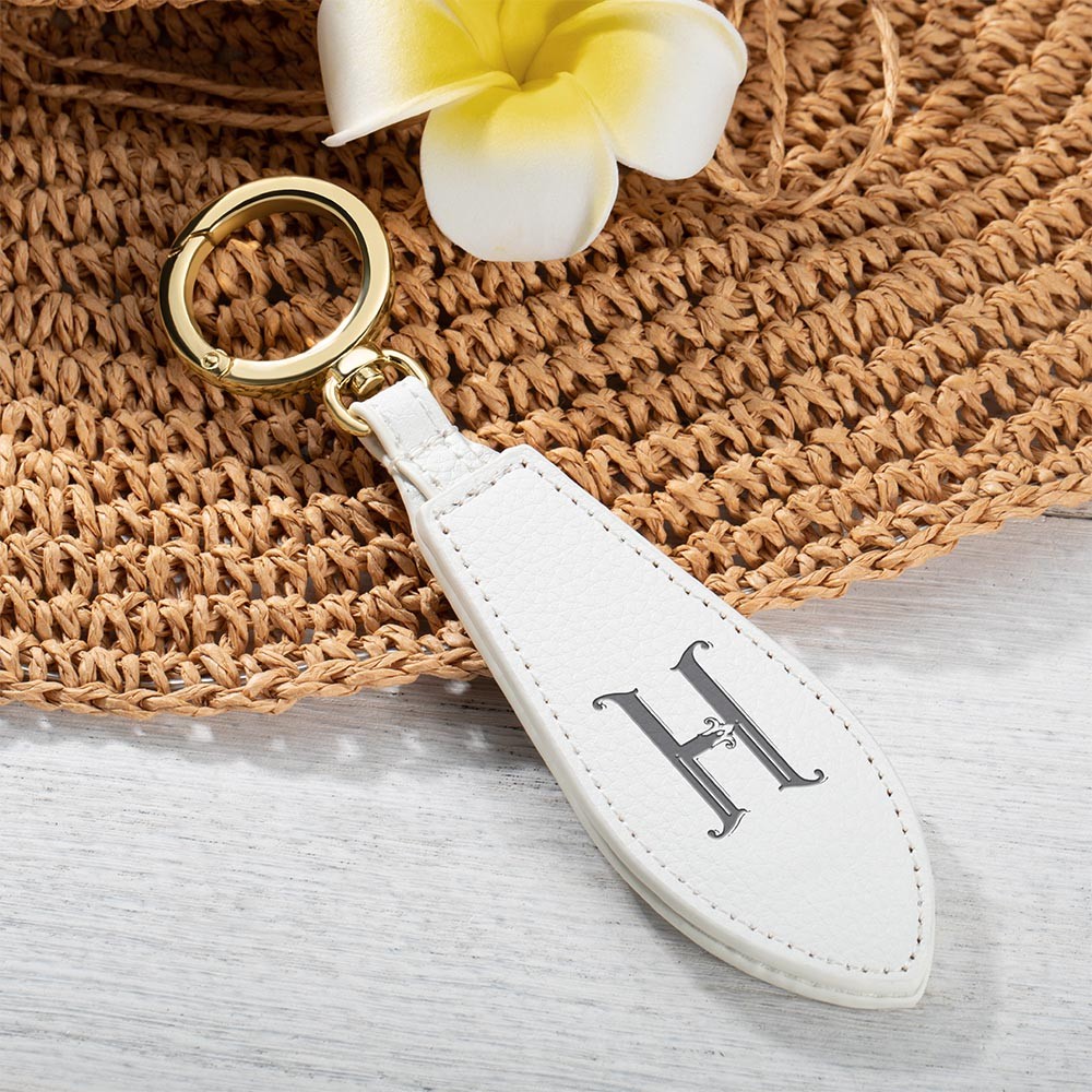 hat clip