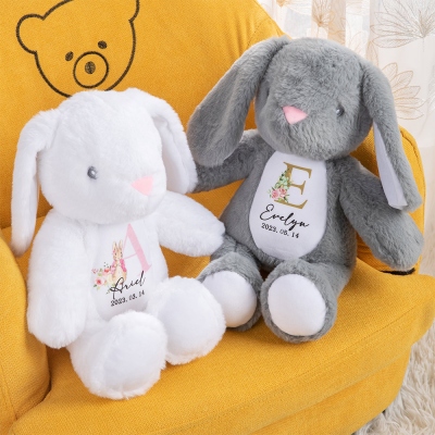 Jouet en peluche lapin initial personnalisé, lapin en peluche doux, peluche, cadeau de Pâques, cadeau de naissance, cadeau pour enfants/nouveau-né/nourrissons