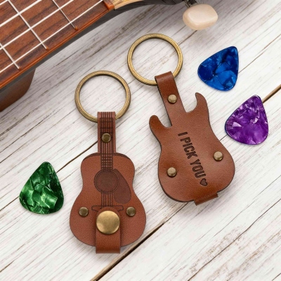 Personalized Engraved PU Leather Guitar Pick Holder Keychain, Music Accessories, Birthday/Christmas Gift for Guitar Players/Music Lovers