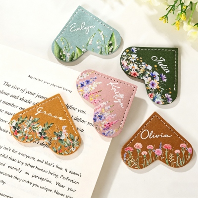Personalized Name Birth Flower Leather Heart-shaped Bookmark, Floral Page Corner Bookmark Clip, Reading Accessory, Birthday Gift for Book Lovers/Women