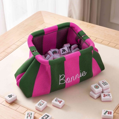 Personalisierte Aufbewahrungstasche für Mahjong-Steine mit Namensstickerei, farbenfroher, gestreifter Strickbeutel für Mahjong, Geschenkidee für Mahjong-Liebhaber und -Spieler zum Spieleabend oder Geburtstag