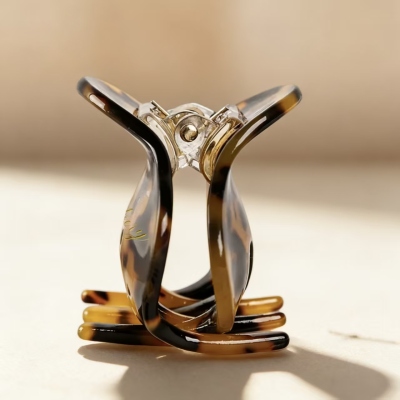 Pince à cheveux personnalisée avec nom, pince à cheveux vintage en acétate, accessoire pour cheveux, cadeau d'invité pour enterrement de vie de jeune fille, cadeau de mariage pour elle/demoiselles d'honneur/meilleures amies
