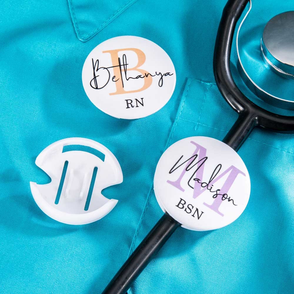 retractable id badge