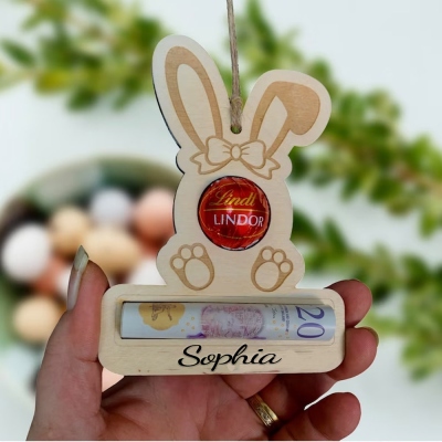 Nom personnalisé Bunny Money Holder, Enveloppe d’argent en bois et d’œufs en chocolat, Bunny Money Holder, Easter Cash Holder Party Favor, Cadeau de Pâques pour les enfants