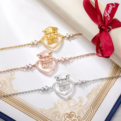 Personalized Bachelor Hat Graduation Bracelet with Zircon, Custom Name Heart Dangle Sterling Silver Jewelry, Graduation Gift for Graduate/Daughter/Her