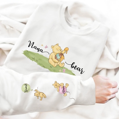 Personalized Classic Winnie the Pooh Sweatshirt, Bear Mama/Papa Sweatshirt with Kids' Names on Sleeve, Mother's Day/Father's Day Gift for Mom/Dad