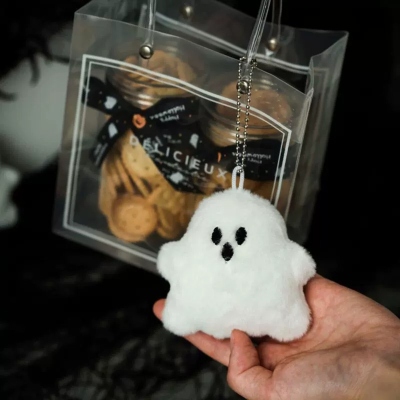 Halloween Plush Keychain, Cute Cartoon Bag Charm, Ghost Pumpkin Bat Cat Mummy Skeleton Keyring, Spooky Gift for Kids, Friends, Party Favor
