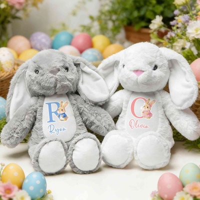 Peluche lapin personnalisée avec prénom, motif alphabet, douce et moelleuse, cadeau idéal pour une naissance, un anniversaire ou Pâques, pour les nouveau-nés et les enfants.