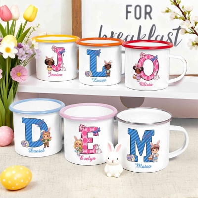 Personalisierte Emaille-Tasse mit Namen, Ostermotiven und Alphabet, 350 ml, mit Henkel, ideal als Campingbecher, Gastgeschenk für Ostern, Ostergeschenk für Kinder