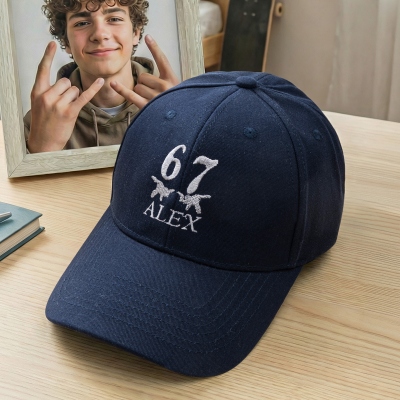 Personalisierte Baseballkappe mit Namensstickerei im Six Seven Design, 100 % Baumwoll-Twill, verstellbare Größe 67, Geburtstags-/Schulanfangsgeschenk für Teenager/Kinder der Generation Z