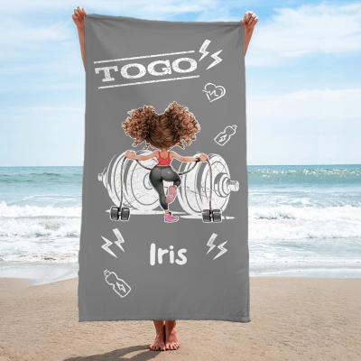 Custom Cartoon Fitness Girl Beach Towel with Name, Microfiber Quick Dry Bath Towel, Vacation/Beach/Pool Party Favor, Gift for Gym Girls/Fitness Lovers