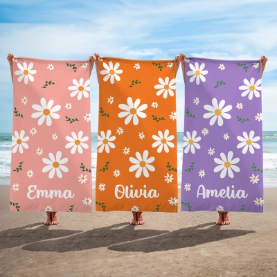 Personalized Daisy Beach Towel with Name, Quick Dry Microfiber Bath Towel, Summer Vacation/Pool Party Favor, Gift for Her/Mom/Women/Girls