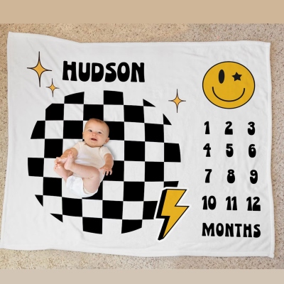 Personalized Retro Checkerboard Baby Milestone Blanket with Name, Soft Minky Monthly Growth Photography Mat, Baby Shower Photo Prop, Gift for Newborn