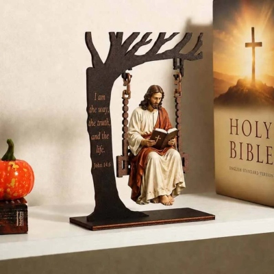 Personalized Jesus Swing Figurine Tabletop Decor with Text, Religious Desk Ornament, Faith Prayer Room Decor, Christian Gift for Believers/Pastor