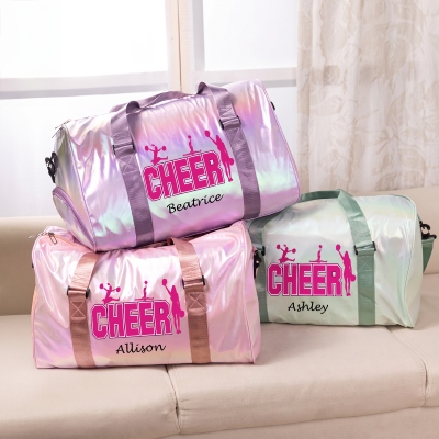 Personalisierte, glänzende holografische Reisetasche mit Namen, große Wochenendtasche, Übernachtungstasche mit Schultergurt, Geburtstagsgeschenk für Cheerleader