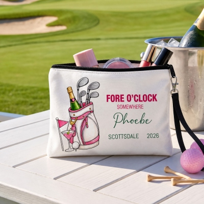 カスタム名入り「Fore O'clock Somewhere」ゴルフ用コスメティックバッグ、リストレット付きリネン製メイクポーチ、独身最後のパーティーの記念品、ゴルフ好き/プレーヤーの女性へのギフト