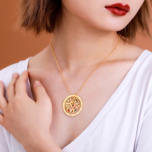 Personalized Family Tree Birthstone Necklace in Gold