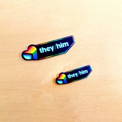 Personliga pronomen namnbricka, Pride identitet och orientering hjärtformad nål/kylskåpsmagnet, HBTQ-tillbehör, Pride månadens present till vänner/familj