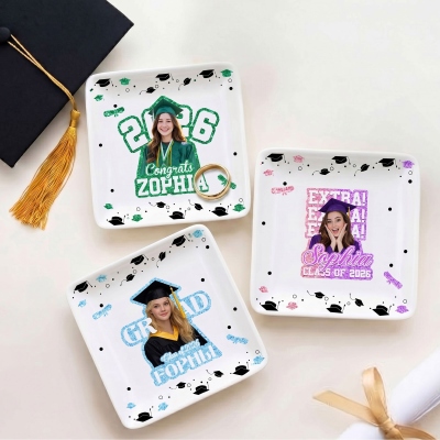 Personalized Photo & Name Glitter Graduation Jewelry Dish with Year, Class of 2026 Ceramic Trinket Tray, Graduation Souvenir, Gift for Graduates