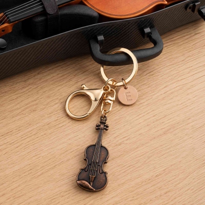 Personalized Engraved Violin Keychain with Initial, Vintage Metal Mini Violin Charm Key Ring, Car Key Accessory, Gift for Violin Players/Students/Her