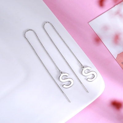 dangle earrings