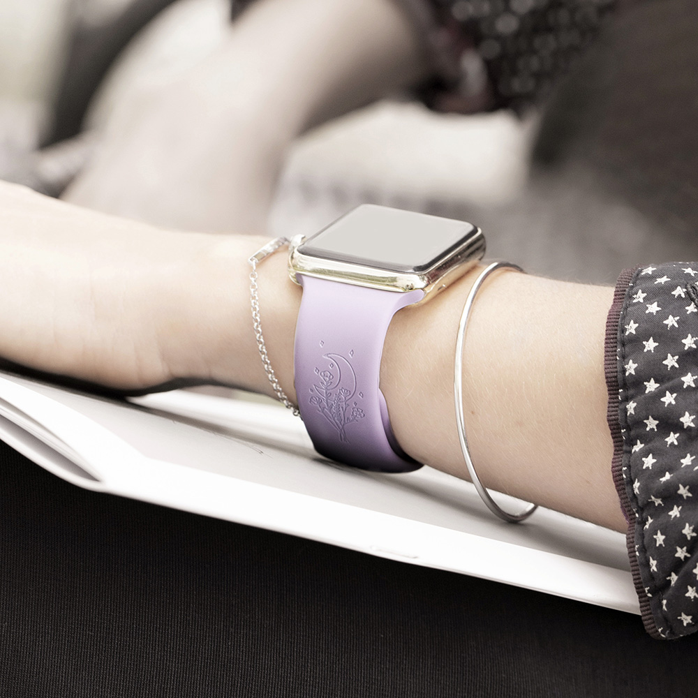 Pulseira de relógio de maçã personalizada com flores