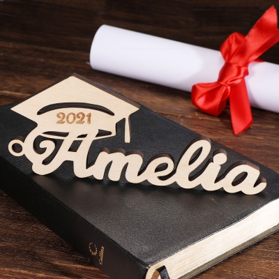 Personalized Wooden Graduation Cap Tag