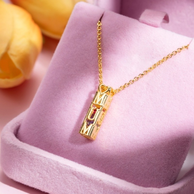 Personalized Mom and Mum Necklace with Birthstone