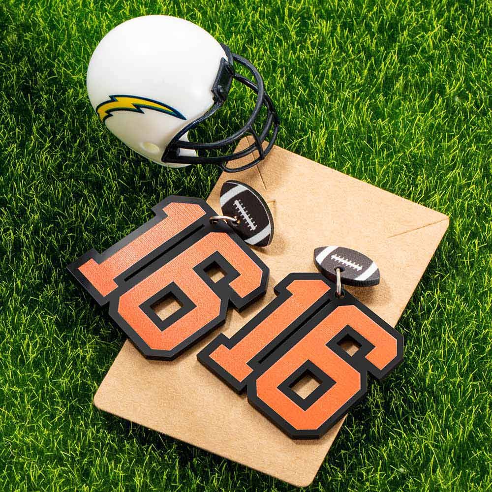 Benutzerdefinierte Spielernummer Ohrringe, Sportnummer Ohrringe mit Baseball/Fußball/Fußball/Volleyball, Geschenk für Sportliebhaber/Mutter/Fans
