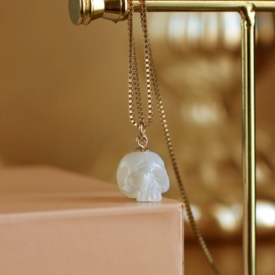 Pearl necklace