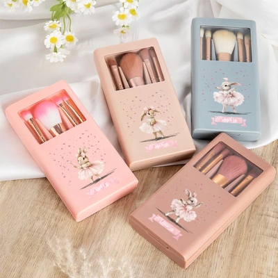 makeup brush