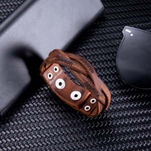 Steering wheel necklace