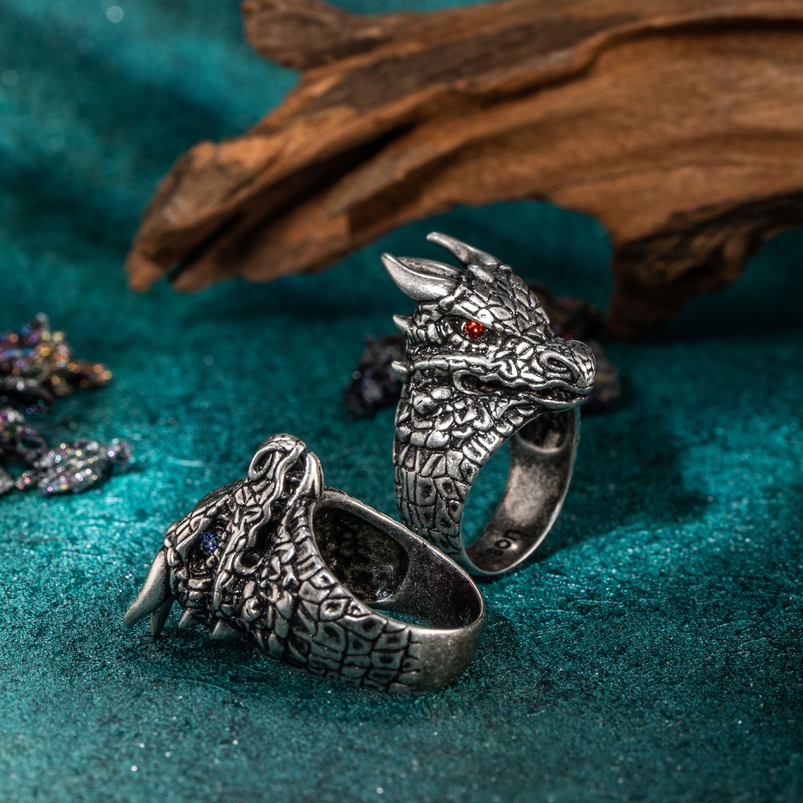 Dragon ring