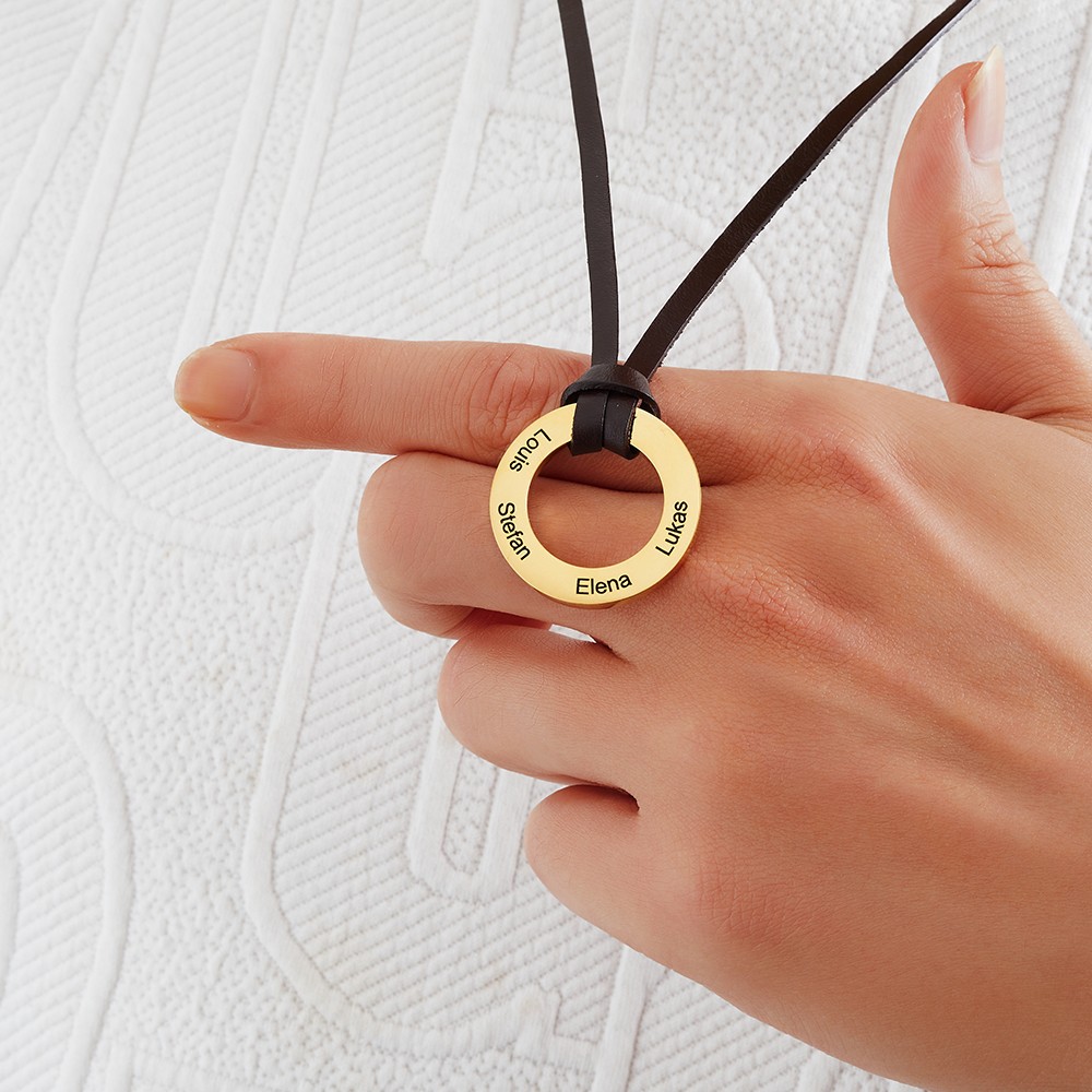 Custom Engraved 4 Names Circle Pendant Necklace with Leather Strap, S925 Family Names Hoop Men's Necklace, Father's Day/Anniversary Gift for Dad/Him