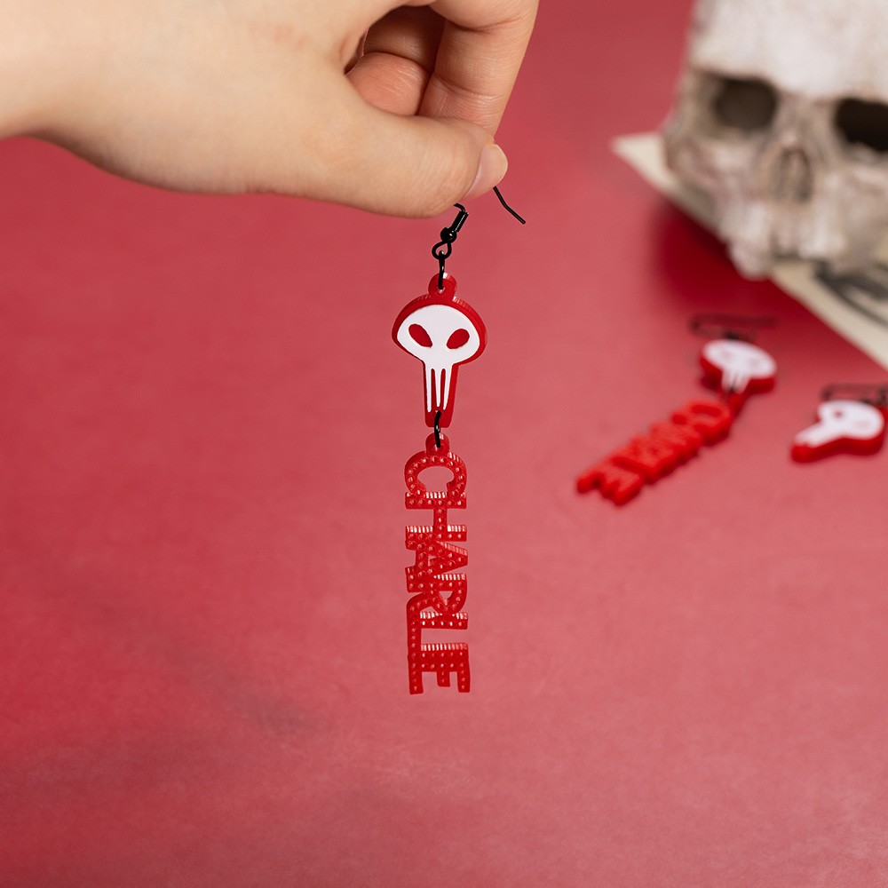 skull earrings
