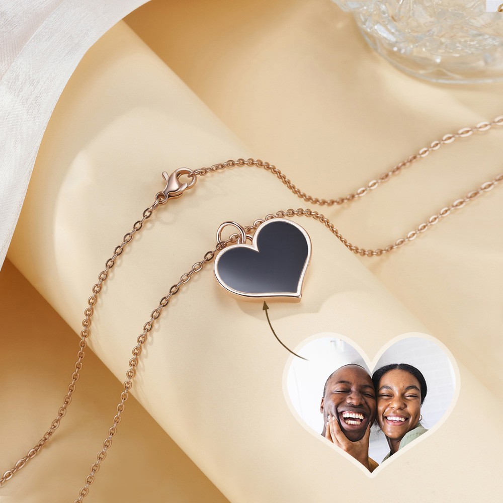 hidden picture pendant