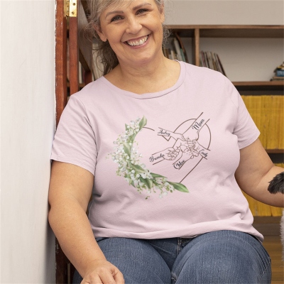 Personalized Names Birth Flower Heart Family Fists Bump T-shirt, Multicolor Cotton Crewneck T-shirt, Birthday/Mother's Day Gift for Mom/Grandma