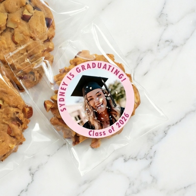 (Set of 30pcs)Personalized Photo Graduation Stickers with Name, Class of 2026 Self-Adhesive Round Labels, Grad Party Decors, Gifts for Graduates