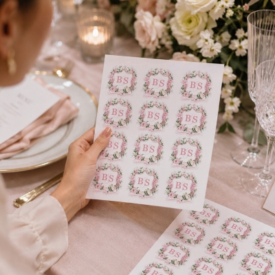 wedding decorations & favors