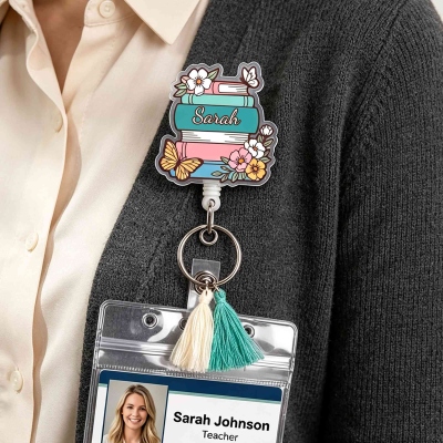 badge holder retractable clip