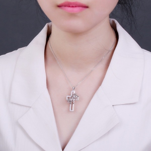 personalized necklace