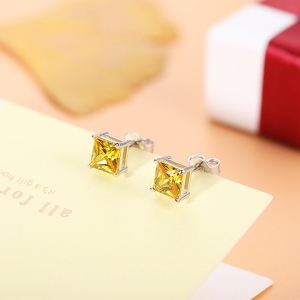 customized earrings