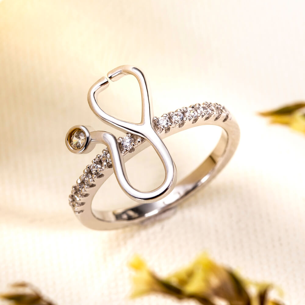 Anel de estetoscópio de birthstone personalizado