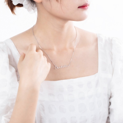 Personalized Minimalist Name Necklace in Silver