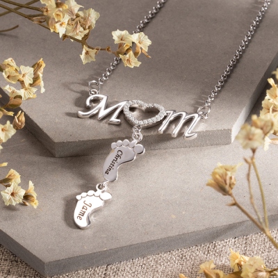 Personalized Mom Necklace with Baby Feet